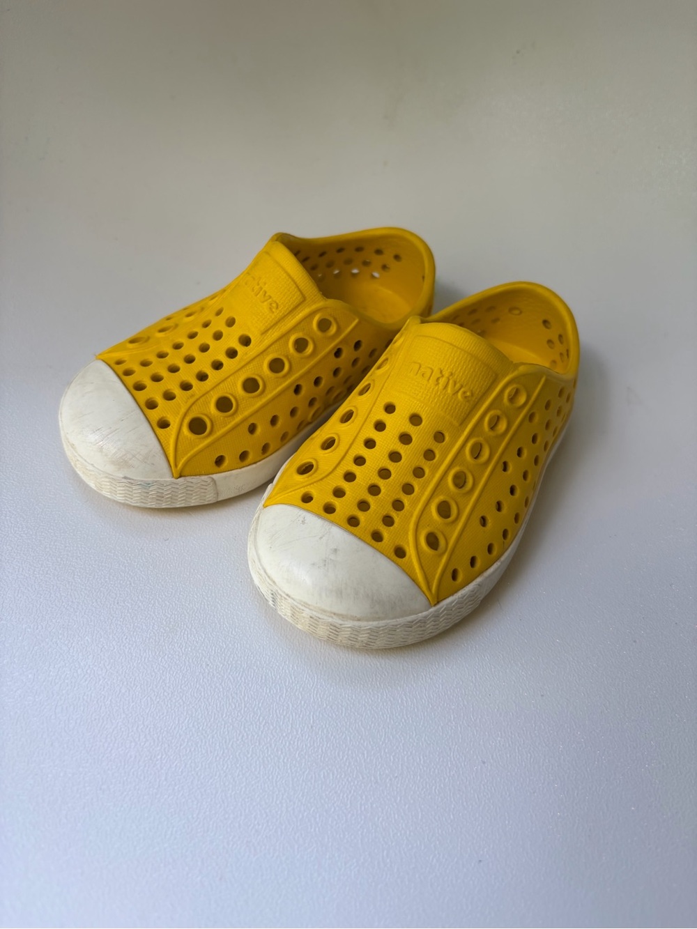 Native 4c Toddler/baby Slip-On Water Shoes in Bright Yellow